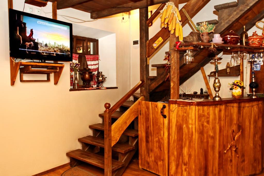 Bilya Richky Hotel Kamianets-Podilskyi Exterior foto