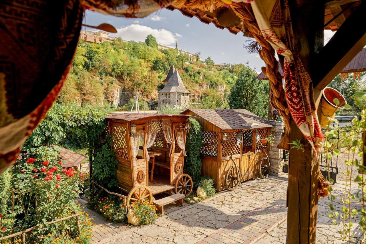 Bilya Richky Hotel Kamianets-Podilskyi Exterior foto